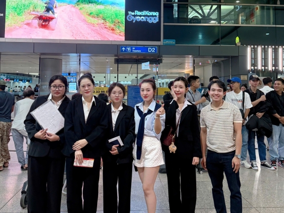 ĐOÀN THỰC TẬP SINH BAY NGÀY 17/03/2015